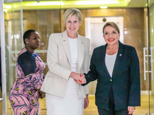 La presidenta Castro ha abordado temas en Montenegro como retos comunes en materia de igualdad de género, democracia y transparencia institucional.