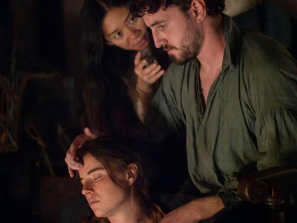 La magia detrás de Hamnet tiene banda sonora de Rihanna. El elenco liderado por Jessie Buckley bailó 'We Found Love' entre tomas para fortalecer sus lazos, según reveló el joven Jacobi Jupe.