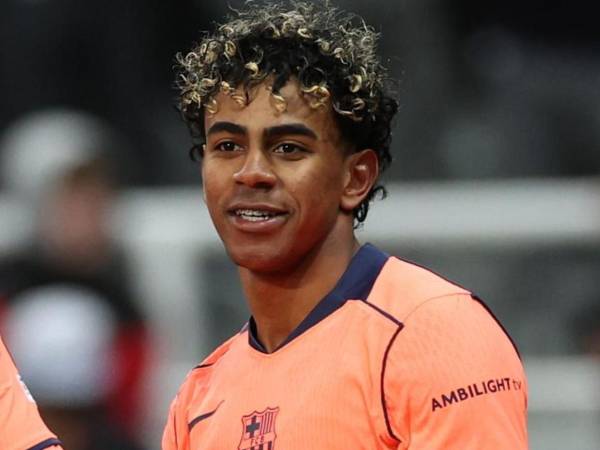 Lamine Yamal anotó el gol del empate del FC Barcelona en Champions League ante Newcastle.