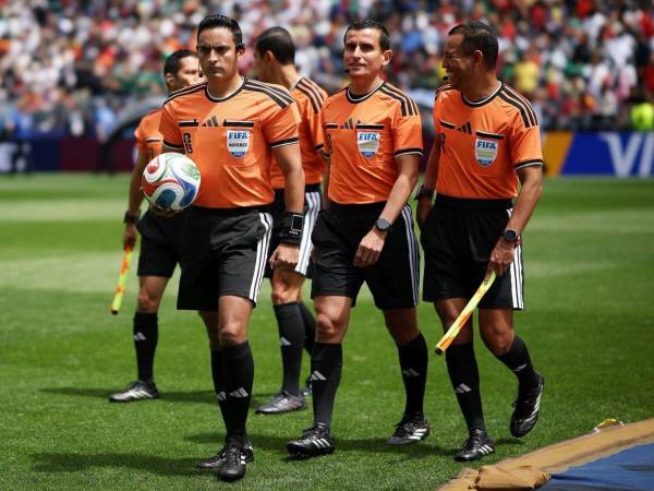 En el Mundial 2026 Saíd Martínez marcó un hecho histórico al convertirse en el primer hondureño en ser árbitro central de un partido mundialista. A partir de los cuartos de final se hace el primer corte entre los colegiados y asistentes FIFA.