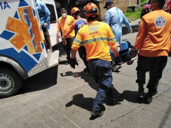 Muchas de las personas lesionadas o heridas fueron trasladadas a varios centros asistenciales. Las autoridades dijeron que siete de las persona murieron por sumersión en diferentes lugares del país.