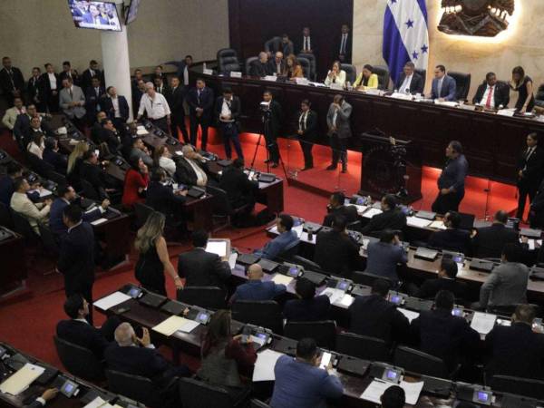 La presidencia del Poder Ejecutivo asumió el compromiso de intervenir en la relación entre el gabinete ministerial y los congresistas.
