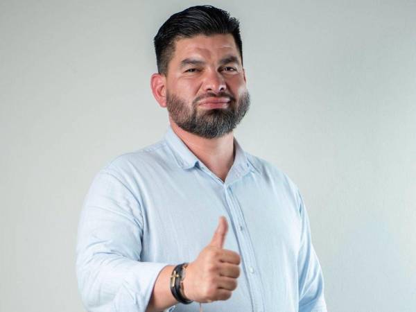 José Luis Ponce propone atraer inversión y empleo en el municipio de Santa Ana