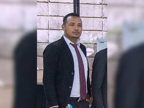 El fallecido fue identificado como Salvador Maradiaga, quien era un conocido profesional del derecho en la zona.