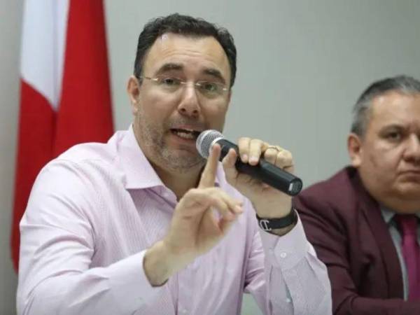 Luis Zelaya, excandidato presidencial del Partido Liberal.