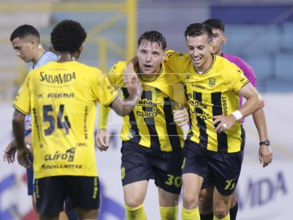 El argentino David Sayago volvió a la línea del gol con el Real España.