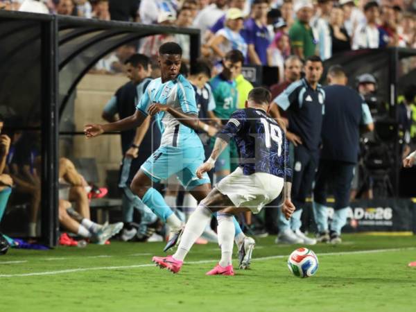 Argentina a medio vapor derrota a Honduras que busca un cambio generacional