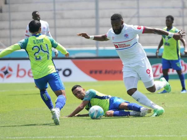 El Olancho FC perdonó al Olimpia en el último minuto del partido.