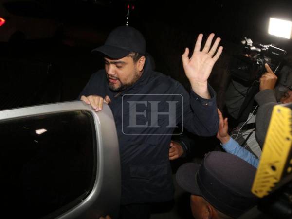 José Carlos Cardona Erazo, exministro de la Secretaría de Desarrollo Social (Sedesol), salió de la Corte Suprema y fue trasladado hasta su casa.