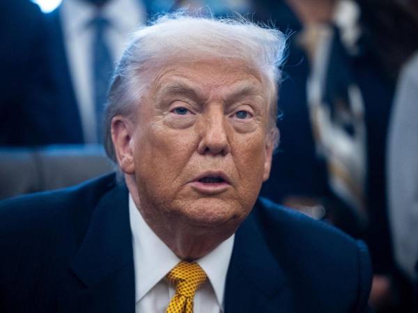 Trump aseguró que con esa medida le pondrá fin a la farsa que se está desarrollando en Minnesota.