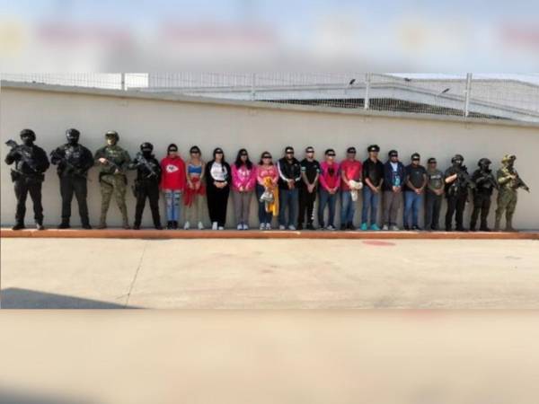 La acción fue encabezada por agentes de la Marina, de la Fiscalía General de la República (FGR) y de la Secretaría de Seguridad y Protección Ciudadana (SSPC), en coordinación con la Secretaría de la Defensa Nacional, la Guardia Nacional y fuerzas estatales de Veracruz.