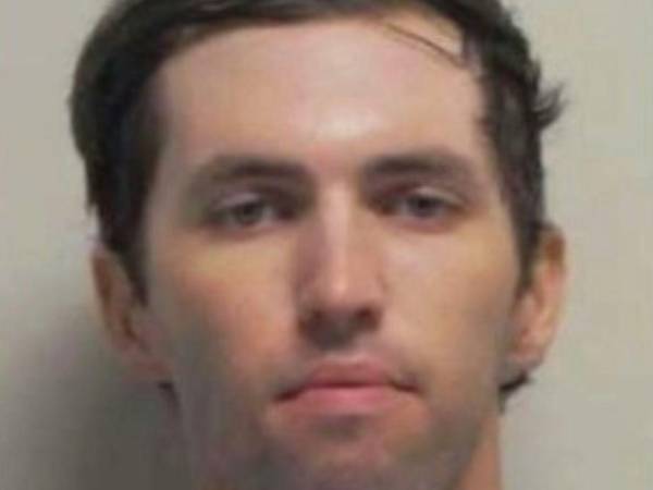 Fotografía cedida por la Oficina del Gobernador de Utah de Tyler Robinson tras su arresto.