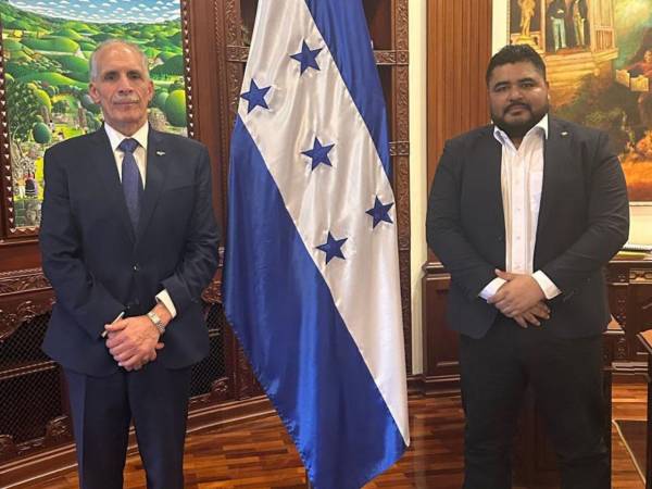 El presidente Nasry Asfura designó a Pablo Arturo Paz Matute en una misión en Estados Unidos para atraer la inversión a Honduras.