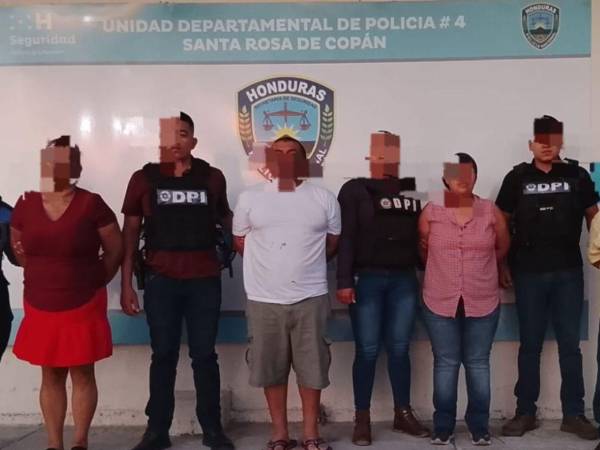 Informes de la fiscalía apuntan que dos de los imputados recibieron la medida cautelar de prisión domiciliaria.