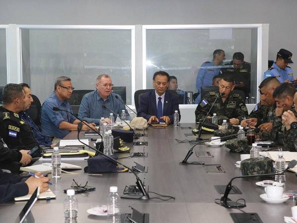 Policía Nacional y Fuerzas Armadas anunciaron operativos e intervención urgente tras las masacres ocurridas en Colón y Cortés.