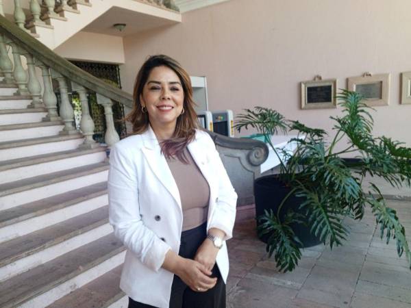 La designada presidencial María Antonieta Mejía, descarta que el gobierno aplique un congelamiento de precios a raíz del aumento en el precio de los combustibles.