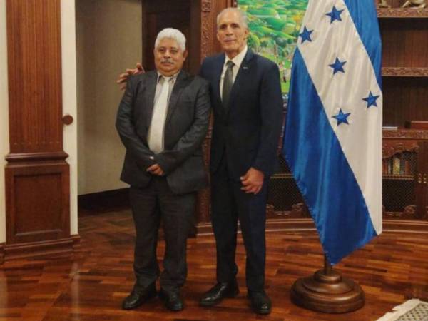 Marvin Ponce también fue asesor en el gobierno de Juan Orlando Hernández.