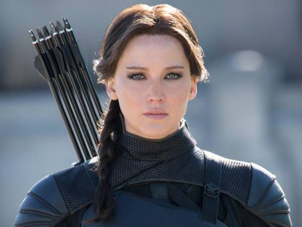 Lionsgate reveló el primer material visual de The Hunger Games: Sunrise on the Reaping, la precuela ambientada en el 50 Juegos del Hambre con un elenco encabezado por Ralph Fiennes, Elle Fanning y Kieran Culkin.