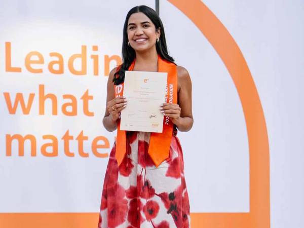 Ariana Bonilla Rietti es un ejemplo de cómo el programa de Crédito-Beca HonduFuturo impulsa el talento hondureño para transformar realidades.