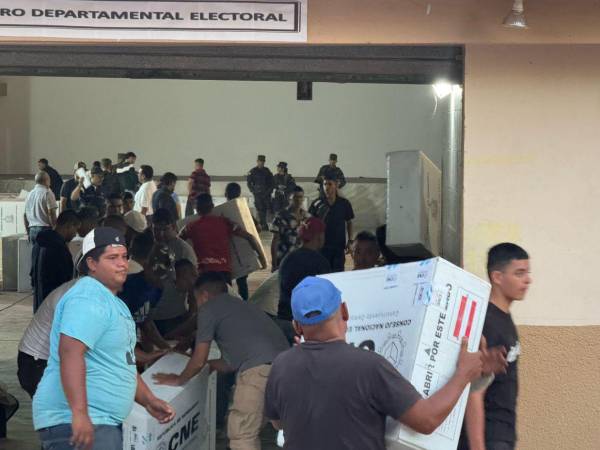 La custodia del material electoral tiene como centro de acopio el auditorio Nicolás D Antonio de la Iglesia Católica, ubicado en el barrio Santa Gertrudis de la ciudad de Juticalpa, Olancho.