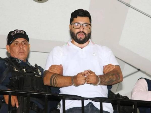 Vallecillo Banegas fue capturado en agosto de 2024 tras ser acusado por el Ministerio Público del delito de extorsión.