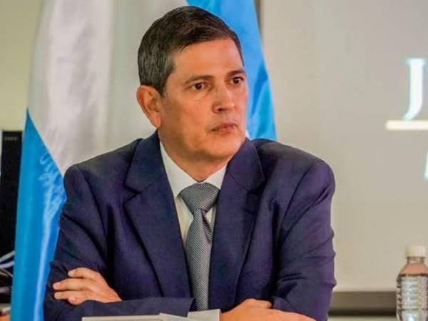 Vallecillo, recordó que las decisiones de los jueces pueden ser revisadas mediante los recursos que establece la ley y explicó que el Poder Judicial solo interviene cuando el <b>Ministerio Público</b> presenta un requerimiento fiscal.