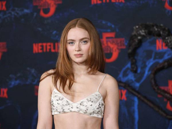 La actriz Sadie Sink, conocida mundialmente por interpretar a Max Mayfield en Stranger Things, da un importante giro en su carrera al incorporarse al Universo Cinematográfico de Marvel (MCU, por sus siglas en inglés). En Spider-Man: Brand New Day interpreta a Jean Grey, uno de los personajes más importantes de los X-Men.