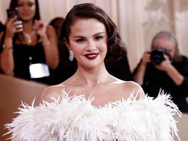 Selena Gómez enfrenta una demanda de inversores por un supuesto fraude de más de un millón de dólares.