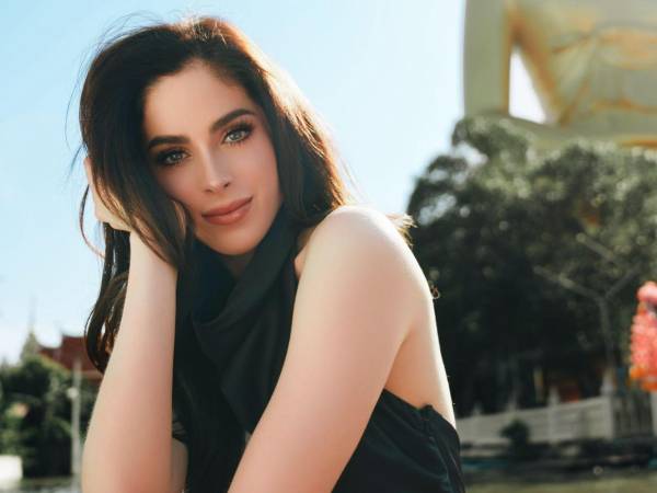 Fátima Bosch este año entrega su corona como Miss Universo, pero antes de que esto suceda ha recorrido algunas naciones del mundo promoviendo la cultura, la moda y las causas sociales.