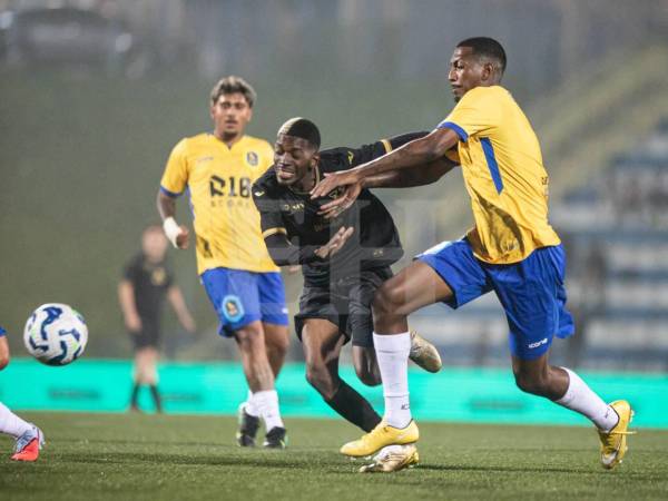 Imágenes del desarrollo del partido.