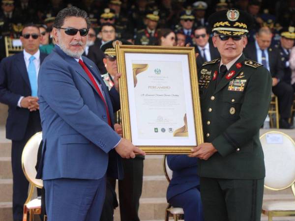 El bono de la Secretaria de Defensa es para determinados elementos de las Fuerzas Armadas.