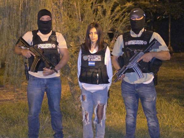 Agentes de la Unidad Nacional Antisecuestros de la Policia Nacional localizaron y rescataron a la joven que solicitaba diez mil dólares a su pretendiente de nacionalidad norteamericana.