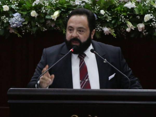 Luis Redondo, presidente del Congreso Nacional, arremetió contra los críticos de su gestión, asegurando que estos pretenden crear una imagen de que el actual Poder Legislativo es el peor que ha tenido Honduras.