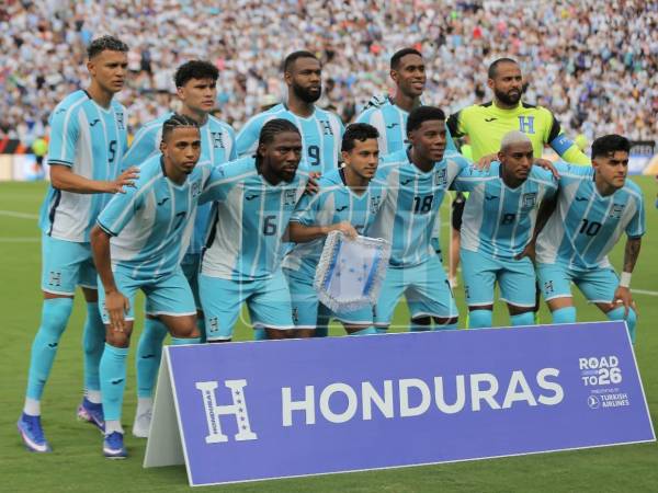 La selección de Honduras no pudo en su juego amistoso contra Argentina.