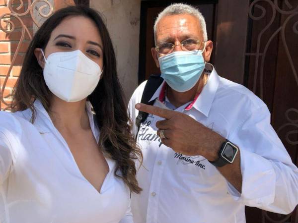 Federico Duval con Hortencia Zelaya, La Pichu, diputada de Libre e hija de la familia presidencial.