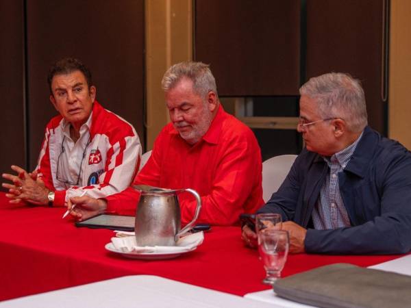 La cúpula del Partido Liberal ratificó su compromiso de no ceder ante chantajes ni negociaciones bajo la mesa.