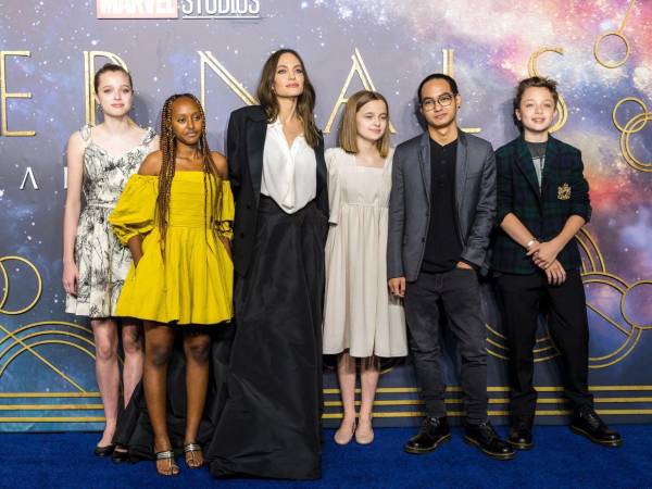Tras la mediática separación de Brad Pitt y Angelina Jolie, los descendientes de la pareja han optado, de manera individual, por distanciarse de la figura paterna evitando su apellido.
