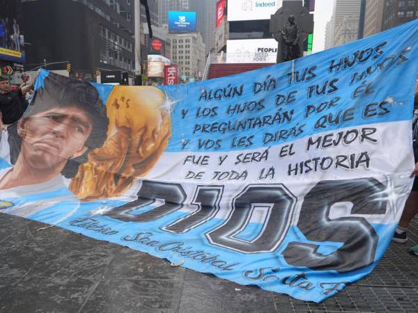 La pasión futbolística ha desatado una oleada de reservas y preparativos en los principales rincones españoles y argentinos de Nueva York y Nueva Jersey para celebrar por todo lo alto la gran final del Mundial 2026 entre España y Argentina.