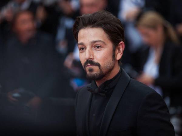 El talento de Diego Luna, la dirección de Manuela Martelli y el debut histórico de Costa Rica marcan la nutrida agenda latinoamericana en la edición 79 del Festival de Cannes.
