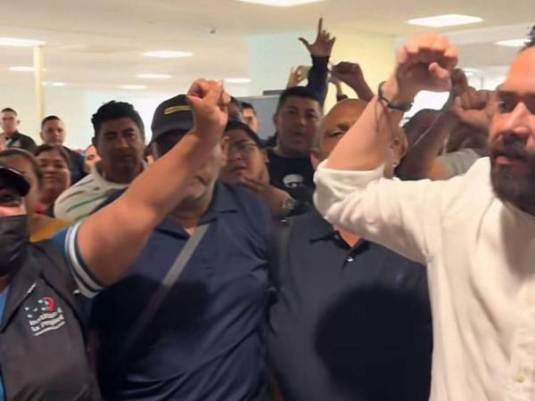 Bocanegra rechazó la derrota que otros funcionarios de Libre han aceptado tras los resultados obtenidos en las elecciones del 30 de noviembre.