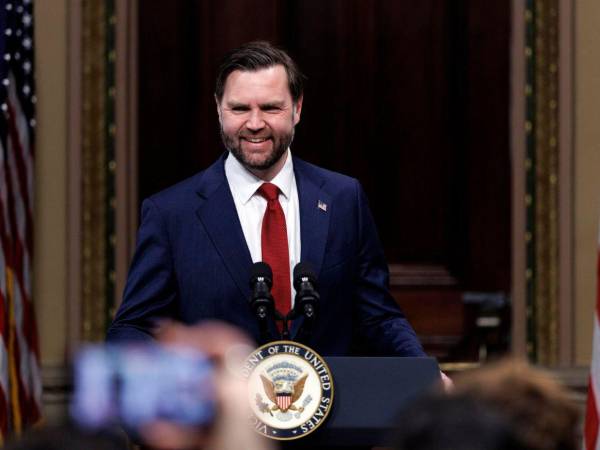 La delegación estará liderada por el vicepresidente J.D. Vance, quien afirmó que Washington está dispuesto a negociar si Teherán actúa de buena fe.