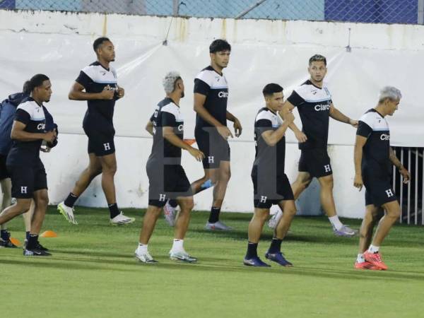 La Selección de Honduras entrena pensando en los juegos de eliminatoria.