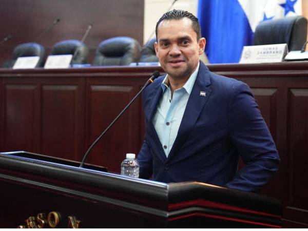 Tomás Zambrano, presidente del Congreso Nacional.