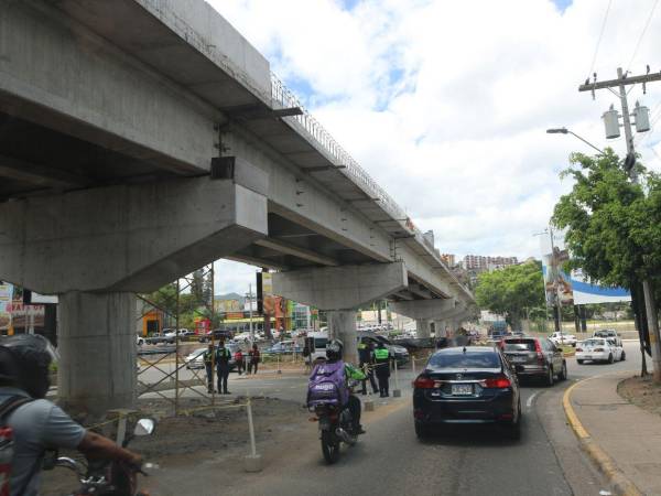 El alcalde Jorge Aldana prometió que las 100 obras en ejecución en el Distrito Central serán concluidas antes de finalizar su administración.