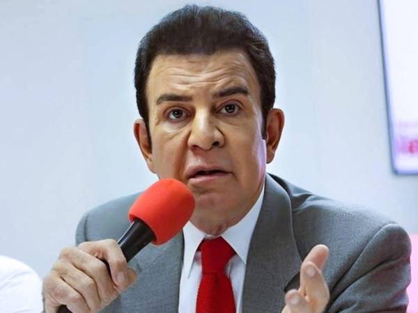 Salvador Nasralla aseguró que él es respetuoso de la ley y eso dicta la ley, lo aplaude.