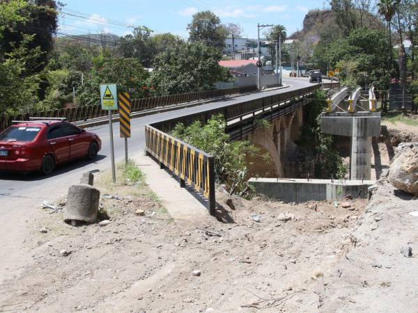 El proyecto de ampliación del puente Germania busca reducir el congestionamiento de más de 42 mil vehículos que circulan diariamente hacia el sur de Honduras.