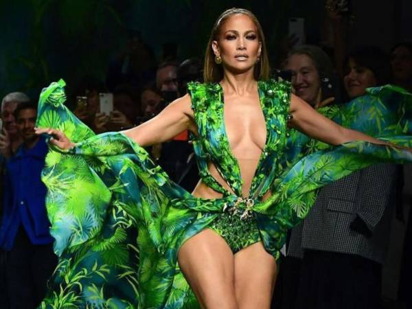 Jennifer López afirma que su cuerpo está “mejor que nunca” y comparte mensaje de gratitud.