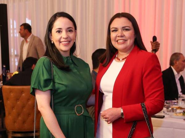 Gabriela Delgado y Diana Ramos