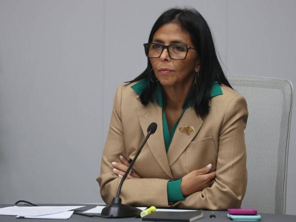 En su canal de Telegram, indicó que el nuevo nombramiento de Navas al frente de la GHP es para garantizar la protección del jefe de Estado, la seguridad de la nación y la estabilidad institucional.