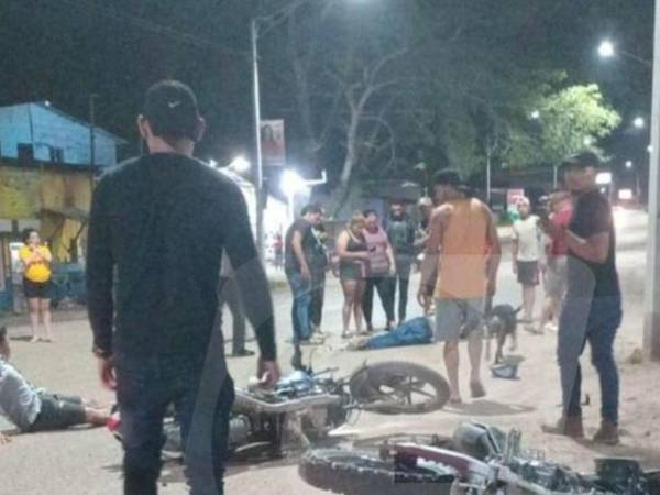 Una de las personas falleció tras un accidente entre dos motocicletas en San Esteban, Olancho.